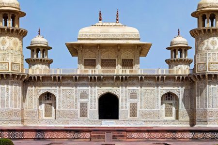 Tomb of Itimad-ud-Daulah in Agra: A Comprehensive Guide